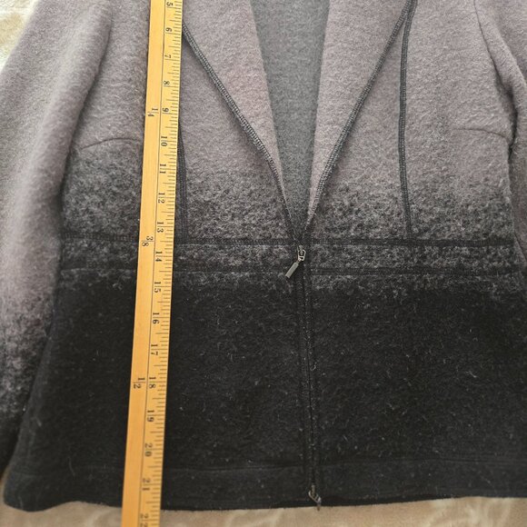 Olsen Europe Wool Blend Suit • Blazer + Skirt • Size US 2 - Picture 8 of 13